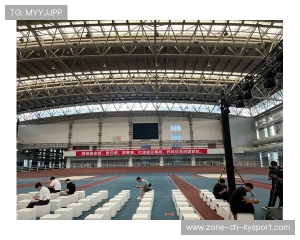 国家队训练设施是否达到国际先进水平，国家队训练强度有多大